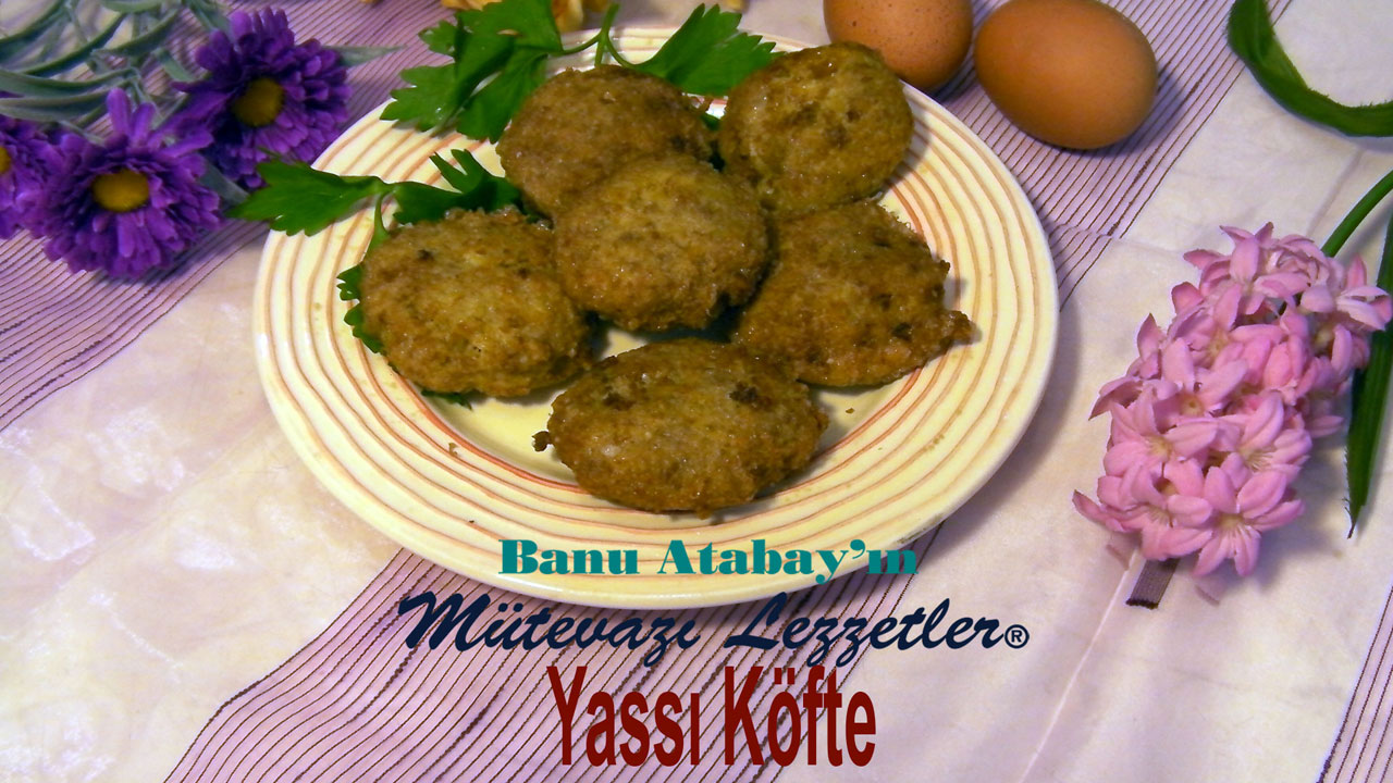 SAÇAKLI VEYA PİRİNÇLİ KÖFTE SAÇAKLI VEYA PİRİNÇLİ KÖFTE